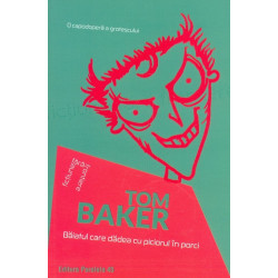 Baiatul care dadea cu piciorul in porci