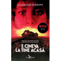 E cineva la tine acasa