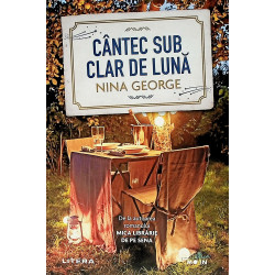 Cantec sub clar de luna