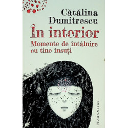 In interior. Momente de...