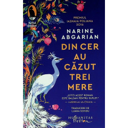 Din cer au cazut trei mere