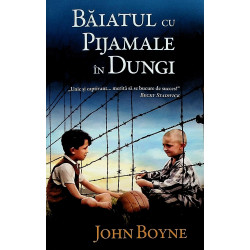 Baiatul cu pijamale in dungi