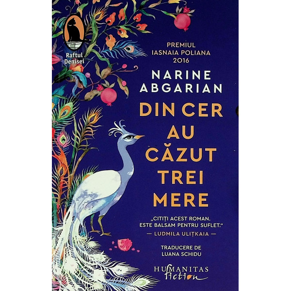 Din cer au cazut trei mere